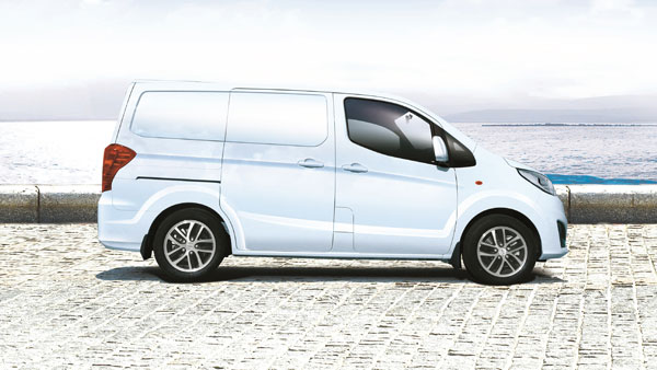 EV Sales In China: चीन में इलेक्ट्रिक कारों की हो रही बंपर बिक्री, मार्च में बिके 2 लाख से ज्यादा इलेक्ट्रिक कार