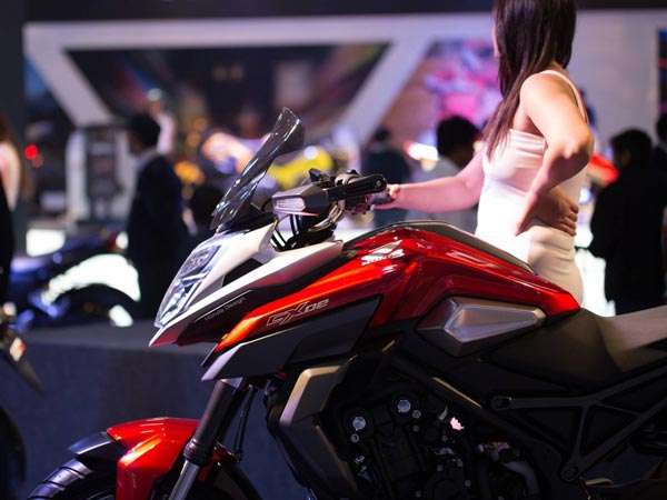 Honda NX200 Trademark Registered: होंडा ला रही है एडवेंचर बाइक? जानिए क्या हो सकती है खूबियां