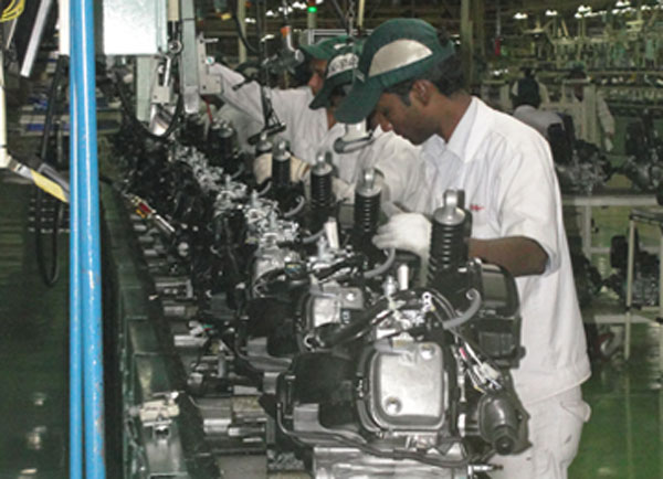 Honda 2Wheeler Plant Shutdown: होंडा 2व्हीलर के चारों प्लांट में उत्पादन 15 दिनों के लिए बंद, जानें क्यों