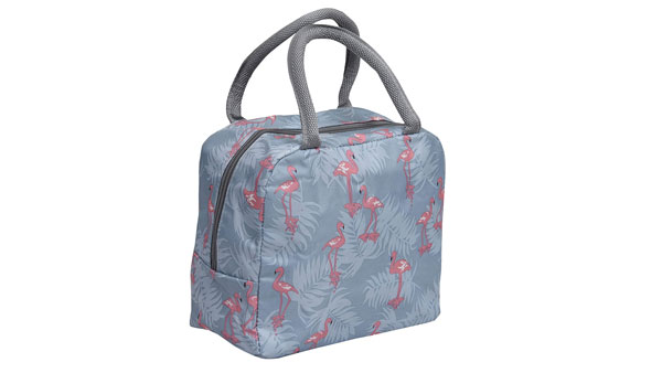 Make Car Travel Easy In Summer: गर्मियों में कार से सफर को बनाएं आसान, जानें कुछ जरूरी टिप्स