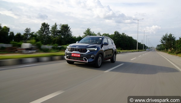 Kia Sonet New Variants: किया सॉनेट एचटीएक्स डीसीटी पेट्रोल व एचटीएक्स एटी डीजल जल्द होगी लॉन्च, जानें