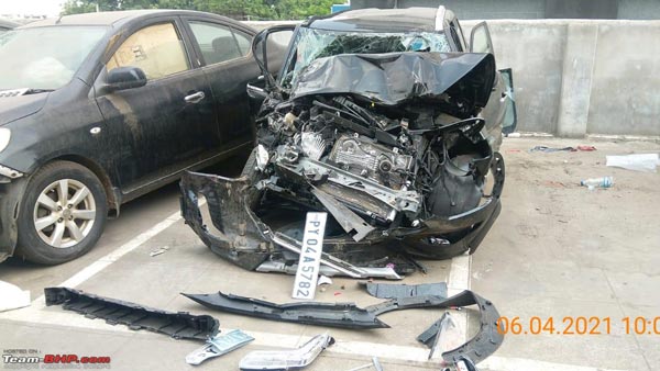 नौ लाख की मैग्नाइट को रिपेयर करने का बिल बना 21 लाख रुपये का, जानें क्या है मामला 