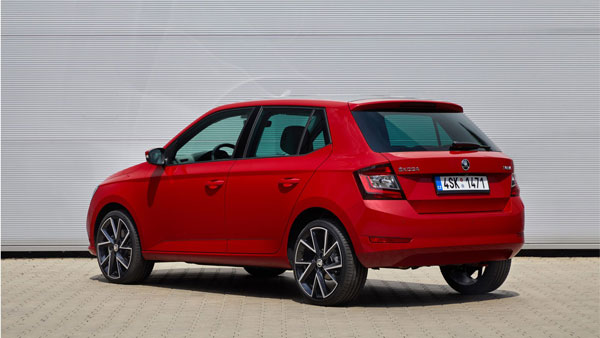 2021 Skoda Fabia Teaser: नई स्कोडा फाबिया के स्केच इमेज आए सामने, मिलेगा शानदार डिजाइन