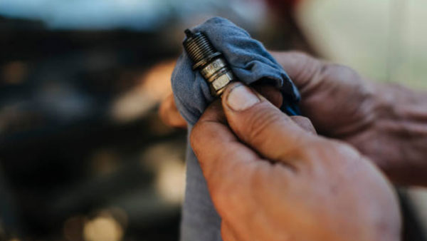 5 Warning Signs Of Engine Failure: इंजन के इन 5 संकेतों को न करें नजरअंदाज, पड़ सकता है भारी