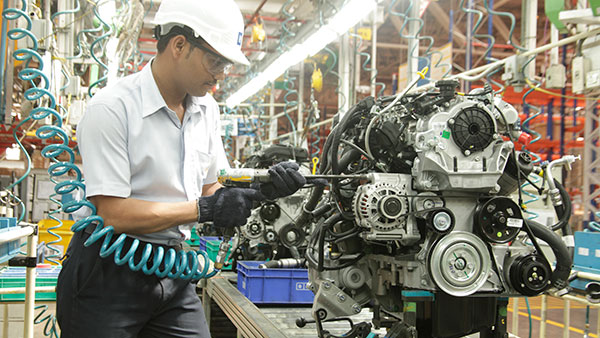 General Motors Lays Off Employees: जनरल मोटर्स ने तालेगांव प्लांट से 1419 कमर्चारियों को निकाला, सबको भेजा नोटिस