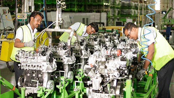 General Motors Lays Off Employees: जनरल मोटर्स ने तालेगांव प्लांट से 1419 कमर्चारियों को निकाला, सबको भेजा नोटिस