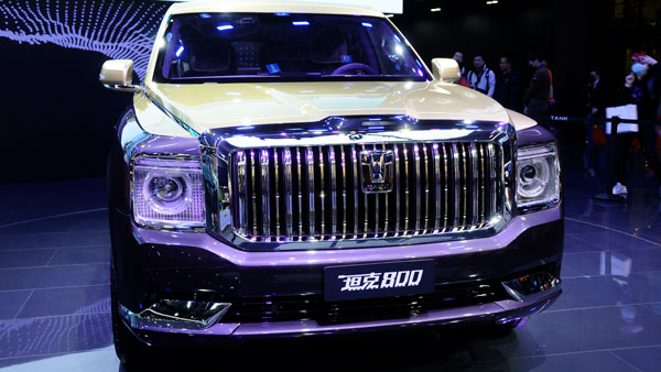 Rolls Royce Cullinan Look Alike Spotted: चीनी कार कंपनी ने की रोल्स राॅयस कलिनन की नकल, देखें तस्वीरें