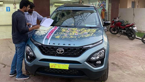Tata Safari Persona Delivery Begins: टाटा सफारी पर्सोना वैरिएंट की डिलीवरी हुई शुरू, जानें फीचर्स