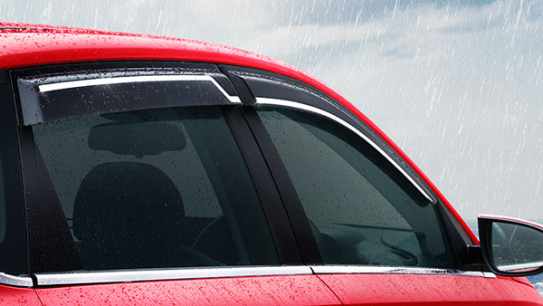 Make Car Travel Easy In Summer: गर्मियों में कार से सफर को बनाएं आसान, जानें कुछ जरूरी टिप्स