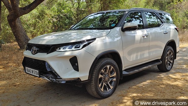 Toyota Fortuner Legender Review In Hindi: टोयोटा फॉर्च्यूनर लेजेंडर रिव्यू: अपने सेगमेंट की सबसे ताकतवर एसयूवी!