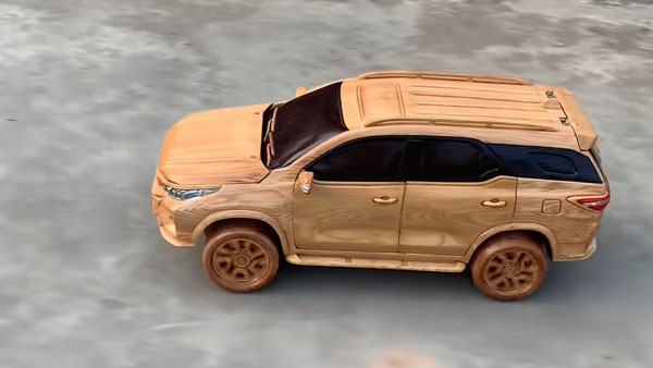 Toyota Fortuner Wood Miniature: इस कलाकार ने लड़की से बनाई नए टोयोटा फॉर्च्यूनर लेजेंडर, देखें वीडियो