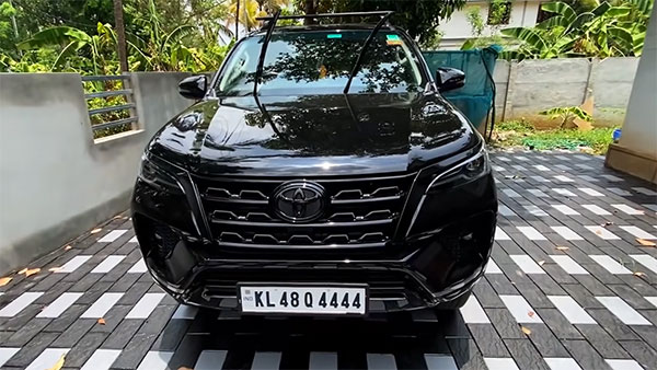 Toyota Fortuner Modification: इस टोयोटा फॉर्च्यूनर का सस्पेंशन होता है सड़क के मुताबिक एडजस्ट, जानें