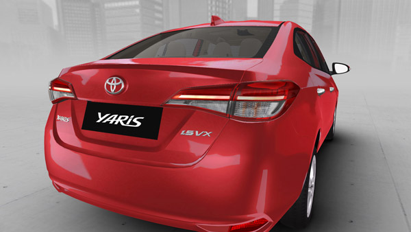 Toyota Yaris Likely To Be Discontinued: टोयोटा यारिस की बिक्री बंद कर सकती है कंपनी, जानें क्यों