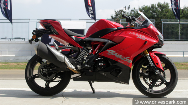 2021 TVS Apache RR 310 Teaser: नई टीवीएस अपाचे आरआर 310 जल्द होने वाली है लॉन्च, टीजर जारी