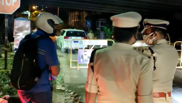 68 Vehicle Seized For Violating Night Curfew: पुलिस ने रात्रि कर्फ्यू का उल्लंघन करने पर 68 वाहन किए सीज 68 Vehicle Seized For Violating Night Curfew: पुलिस ने रात्रि कर्फ्यू का उल्लंघन करने पर 68 वाहन किए सीज