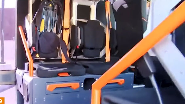 World’s First Electric Fire Truck: ये है दुनिया की पहली इलेक्ट्रिक फायर ब्रिगेड ट्रक, लगे हैं कैमरे और ड्रोन World’s First Electric Fire Truck: ये है दुनिया की पहली इलेक्ट्रिक फायर ब्रिगेड ट्रक, लगे हैं कैमरे और ड्रोन