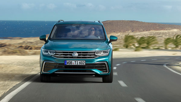 VW Tiguan Allspace Facelift Teaser Out: नई फॉक्सवैगन टिगुआन ऑलस्पेस फेसलिफ्ट का टीजर जारी, देखें