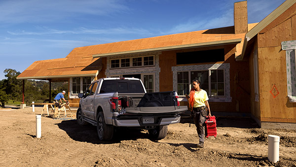 Ford साल 2025 तक पेश करेगी दो नए EV प्लेटफॉर्म, बनाएगी कई नए Electric Vehicles