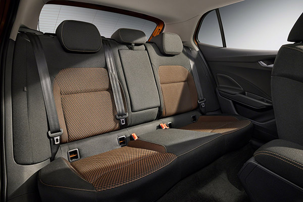 New Skoda Fabia Unveiled: नई स्कोडा फाबिया को ग्लोबल स्तर पर किया गया पेश, जानें डिजाईन, इंजन, फीचर्स