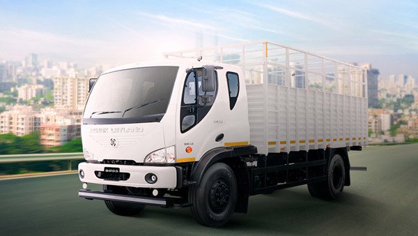 Ashok Leyland Halts Production: अशोक लेलैंड ने बंद किया उत्पादन, कोरोना के चलते मांग घटी
