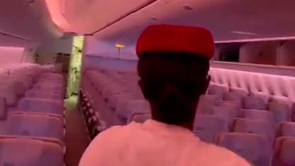 Man Flies Solo From Mumbai To Dubai: 360-सीटर प्लेन में मुंबई से दुबई ने इस व्यक्ति ने अकेले किया सफर, सिर्फ 18,000 रुपये आया खर्च