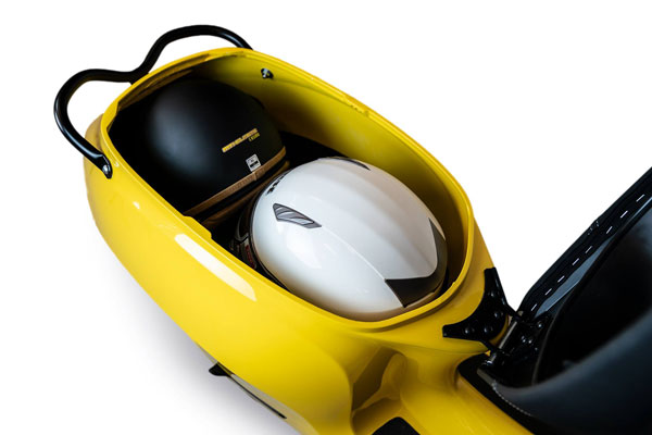 Ola Electric Scooter Launch Plans: ओला इलेक्ट्रिक स्कूटर को भारत के बाद अंतरराष्ट्रीय बाजार में भी किया जाएगा लॉन्च, जानें Ola Electric Scooter Launch Plans: ओला इलेक्ट्रिक स्कूटर को भारत के बाद अंतरराष्ट्रीय बाजार में भी किया जाएगा लॉन्च, जानें