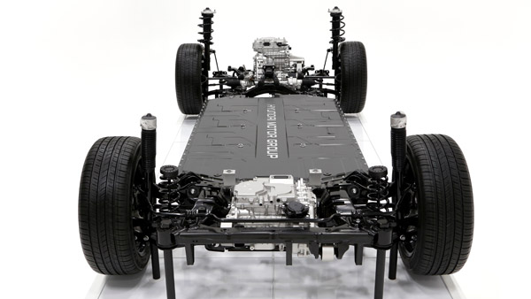 Hyundai Stop IC-Engine Development: हुंडई अब इलेक्ट्रिक वाहन पर देगी ध्यान, आईसी-इंजन पर काम किया बंद