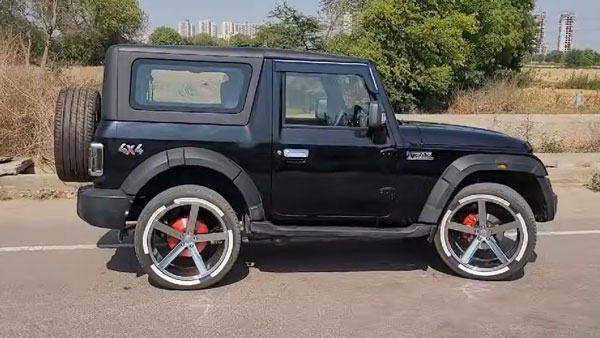 Mahindra Thar Modified: नई महिंद्रा थार में लगाया गया 22 इंच का अलॉय व्हील, मॉडिफिकेशन के बाद लग रही शानदार