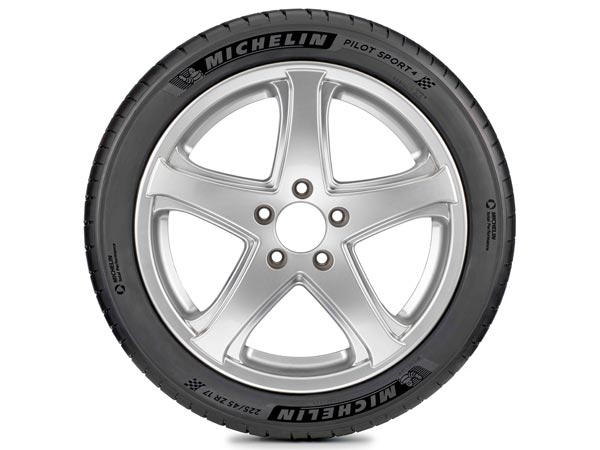 बेकार Plastic Bottles से Michelin कंपनी करेगी Tyres का उत्पादन, जानें क्या है प्रोसेस