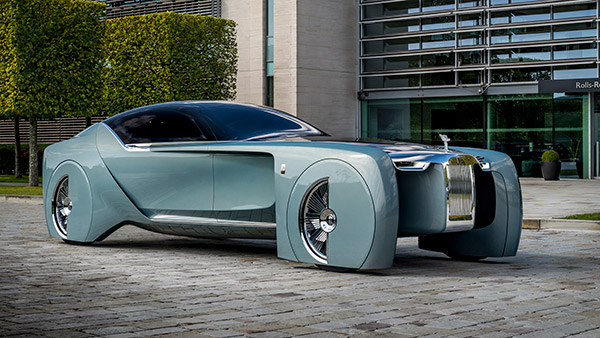 Rolls-Royce जल्द लाएगी अपनी पहली इलेक्ट्रिक कार, सिंगल चार्ज पर देगी 500 KM की दमदार रेंज