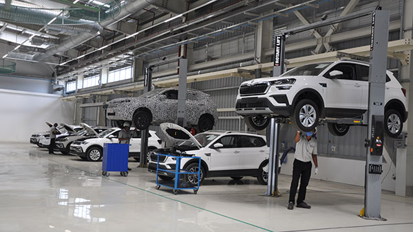 Skoda Kushaq के Mid-Spec वैरिएंट के साथ नजर आया Top-Spec वैरिएंट, जल्द होगी लॉन्च