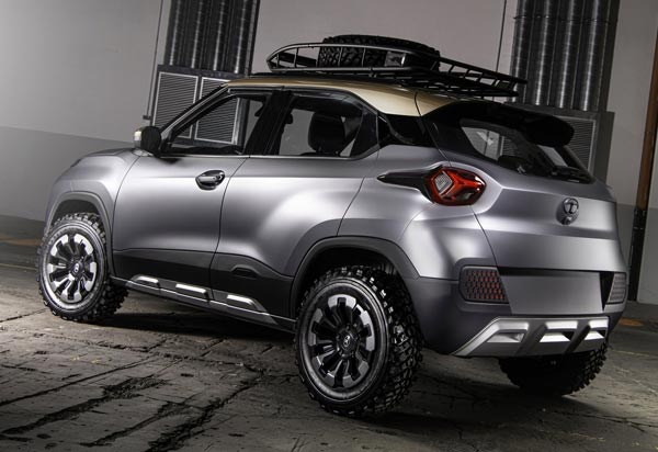 Tata HBX Mini-SUV टेस्टिंग के दौरान आई नजर, इंटीरियर के फीचर्स का हुआ खुलासा