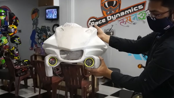 Yamaha R15 V3.0 को मॉडिफाई कर दिया R1M जैसा लुक, पहले से ज्यादा लग रही है स्पोर्टी