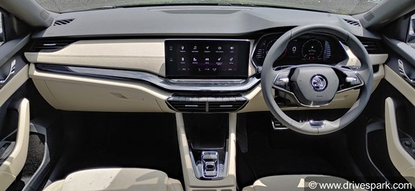 2021 Skoda Octavia Launched In India: नई स्कोडा ऑक्टाविया भारत में 25.99 लाख रुपये में हुई लॉन्च, दो वैरिएंट, एक इंजन विकल्प में उपलब्ध