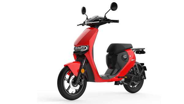 ब्रिटेन पुलिस की इस कार्रवाई का सोशल मीडिया पर उड़ रहा है मजाक, जानें क्या है वजह ब्रिटेन पुलिस की इस कार्रवाई का सोशल मीडिया पर उड़ रहा है मजाक, जानें क्या है वजह