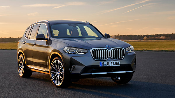 2022 BMW X3 और X4 Facelift को कंपनी ने ग्लोबल स्तर पर किया पेश, जानें क्या मिले हैं नए अपडेट