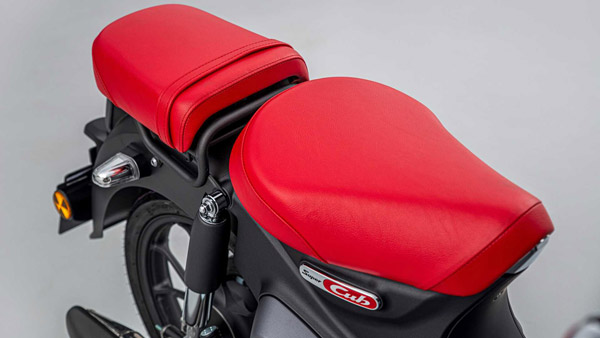 होंडा ने पेश की नई Super Cub 125 मोपेड, अब तक बिक चुकी है 10 करोड़ से भी ज्यादा
