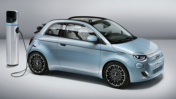 Fiat ने साल 2025 तक IC इंजनों का इस्तेमाल करेगी बंद, 2030 तक हो जाएगी ऑल इलेक्ट्रिक