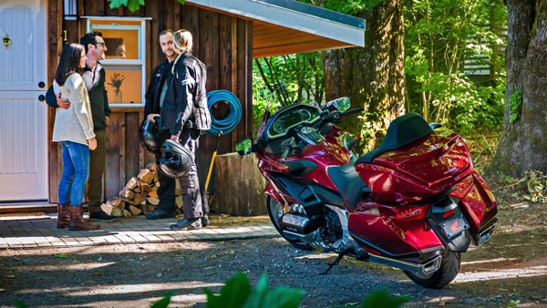 2021 Honda Gold Wing BS6 भारत में हुई लॉन्च, जानें क्या है कीमत, फीचर्स और स्पेसिफिकेशन