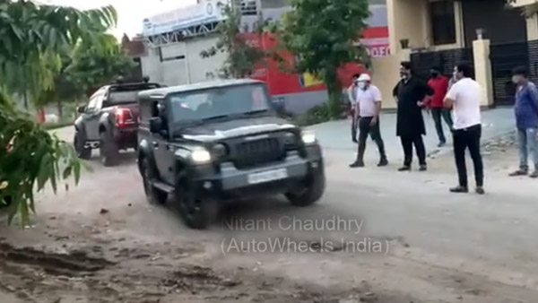 Mahindra Thar और Isuzu D-Max V-Cross के बीच हुआ रस्साकशी का खेल, वीडियो में देखें रिजल्ट Mahindra Thar और Isuzu D-Max V-Cross के बीच हुआ रस्साकशी का खेल, वीडियो में देखें रिजल्ट