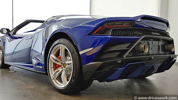 Lamborghini Huracan Evo RWD Spyder Review (First Look): लेम्बोर्गिनी हुराकन ईवो रियर-व्हील-ड्राइव स्पायडर रिव्यू: डिजाईन, फीचर्स, इंजन जानकारी