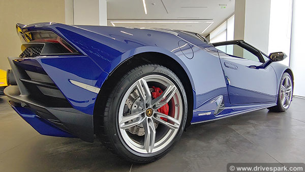 Lamborghini Huracan Evo RWD Spyder Launched: लेम्बोर्गिनी हुराकन ईवो रियर-व्हील-ड्राइव स्पायडर भारत में हुई लॉन्च, कीमत 3.54 करोड़ रुपये