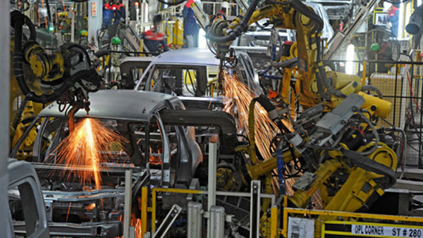 Renault Nissan Resume Production: रेनॉल्ट निसान के कारों के लिए अब नहीं करना होगा इतंजार, कंपनी को उत्पादन जारी रखने की मिली अनुमति