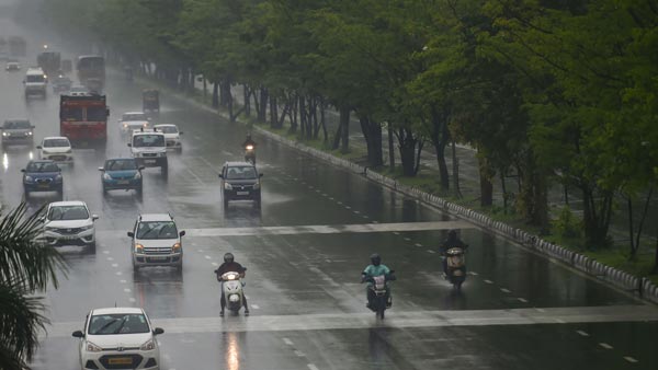 प्लास्टिक कचरे से अब तक बनाया गया 703 किमी लंबा हाईवे, नितिन गडकरी ने दी जानकारी प्लास्टिक कचरे से अब तक बनाया गया 703 किमी लंबा हाईवे, नितिन गडकरी ने दी जानकारी