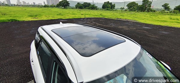 हुंडई अल्काजार को मिली जबरदस्त प्रतिक्रिया, एक महीने के भीतर बुक हुई 11,000 कारें