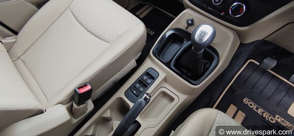 महिंद्रा बोलेरो नियो रिव्यू: नए अवतार में क्या बदला, कैसी है परफॉर्मेंस?