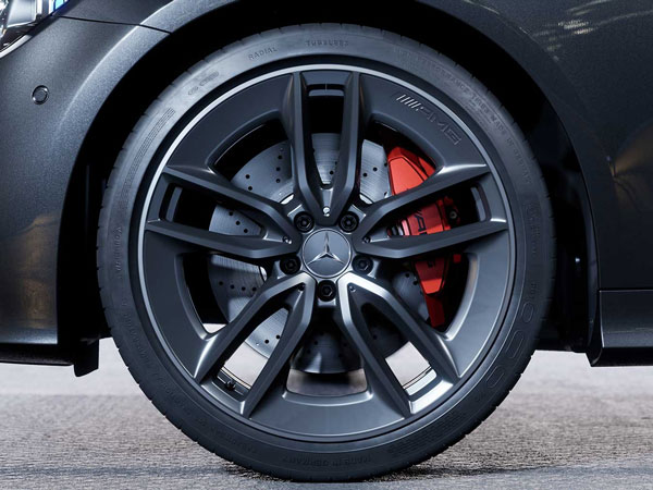 मर्सिडीज-बेंज एएमजी ई53 और ई63 एस हुई लाॅन्च, कीमत 1.02 करोड़ रुपये से शुरू