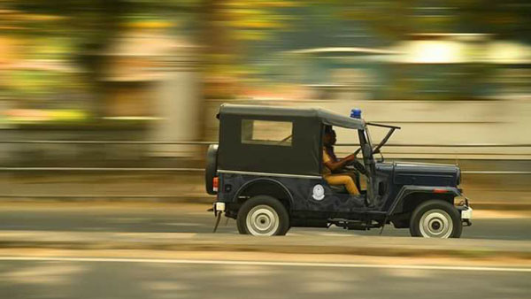 सड़कों पर दौड़ रहे हैं 20 साल पूराने 2 करोड़ से ज्यादा वाहन, कर्नाटक और दिल्ली की हालत ज्यादा खराब सड़कों पर दौड़ रहे हैं 20 साल पूराने 2 करोड़ से ज्यादा वाहन, कर्नाटक और दिल्ली की हालत ज्यादा खराब