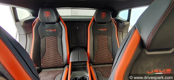 लेम्बोर्गिनी उरुस ग्रेफाईट कैप्सूल: फीचर्स, डिजाईन, इंजन जानकारी