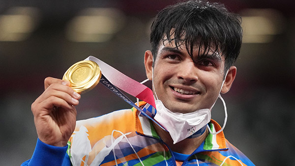 नीरज चोपड़ा को सम्मान देने के लिए इस फ्यूल पंप मालिक ने किया यह अनोखा काम, दे रहा फ्री पेट्रोल नीरज चोपड़ा को सम्मान देने के लिए इस फ्यूल पंप मालिक ने किया यह अनोखा काम, दे रहा फ्री पेट्रोल